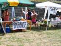 Tkanie pokrovce v prednej chyži, gazdiná sa nimi p Tkanie pokrovce v prednej chyži, gazdiná sa nimi p